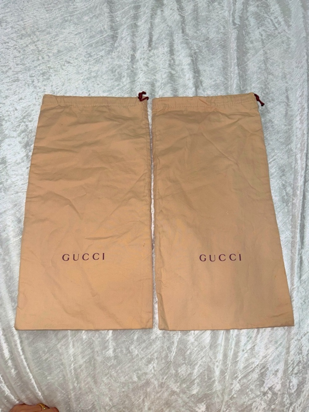Set of two Gucci Peach Drawstring Dust Bags with Burgundy Logo 17x8